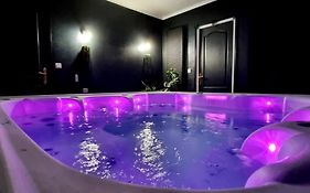 Appartement entier/Jaccuzi privatif/Love room